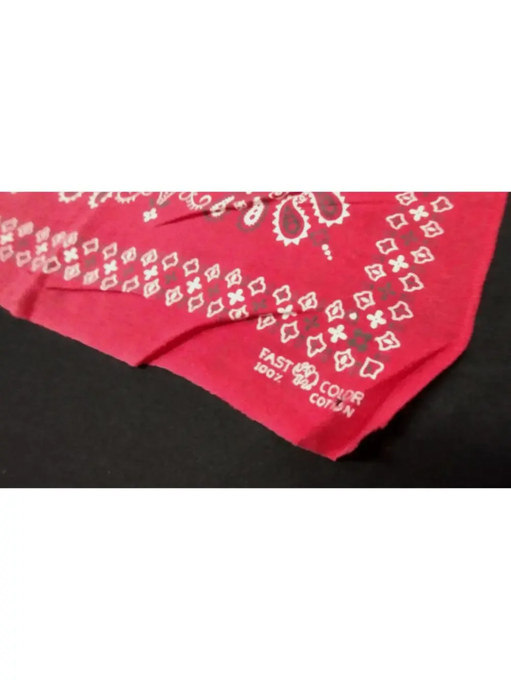 Vintage 40s Bandana Elephant Trunk Up Rare Size FAST COLOR 100% Cotton Red Scarf